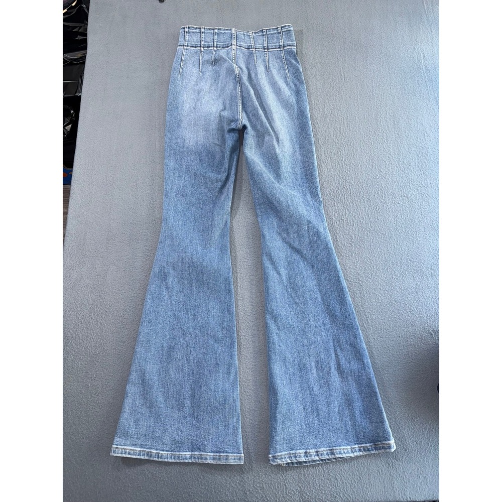 We The Free Free People High Rise Flare Jeans Light Wash Size 27 Bell Bottoms - Picture 2 of 8